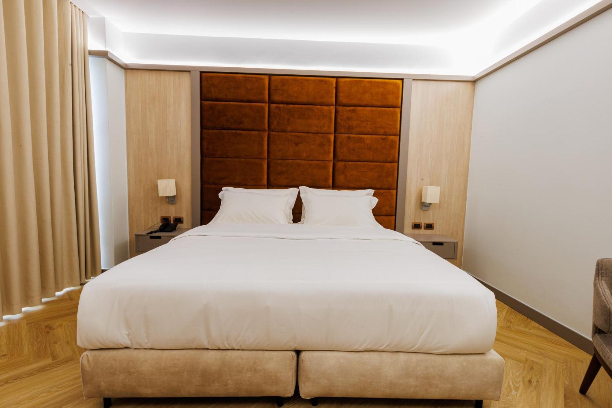 Hotel Fieri ภายนอก รูปภาพ