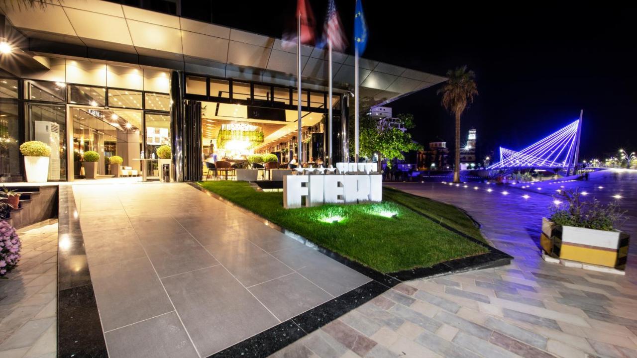 Hotel Fieri ภายนอก รูปภาพ