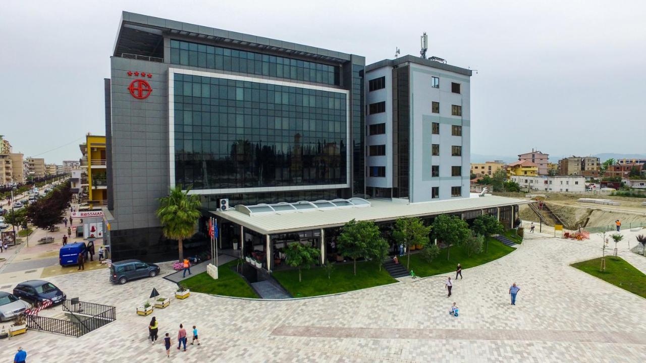 Hotel Fieri ภายนอก รูปภาพ