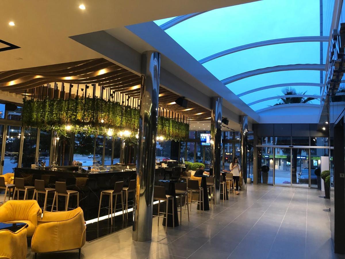 Hotel Fieri ภายนอก รูปภาพ