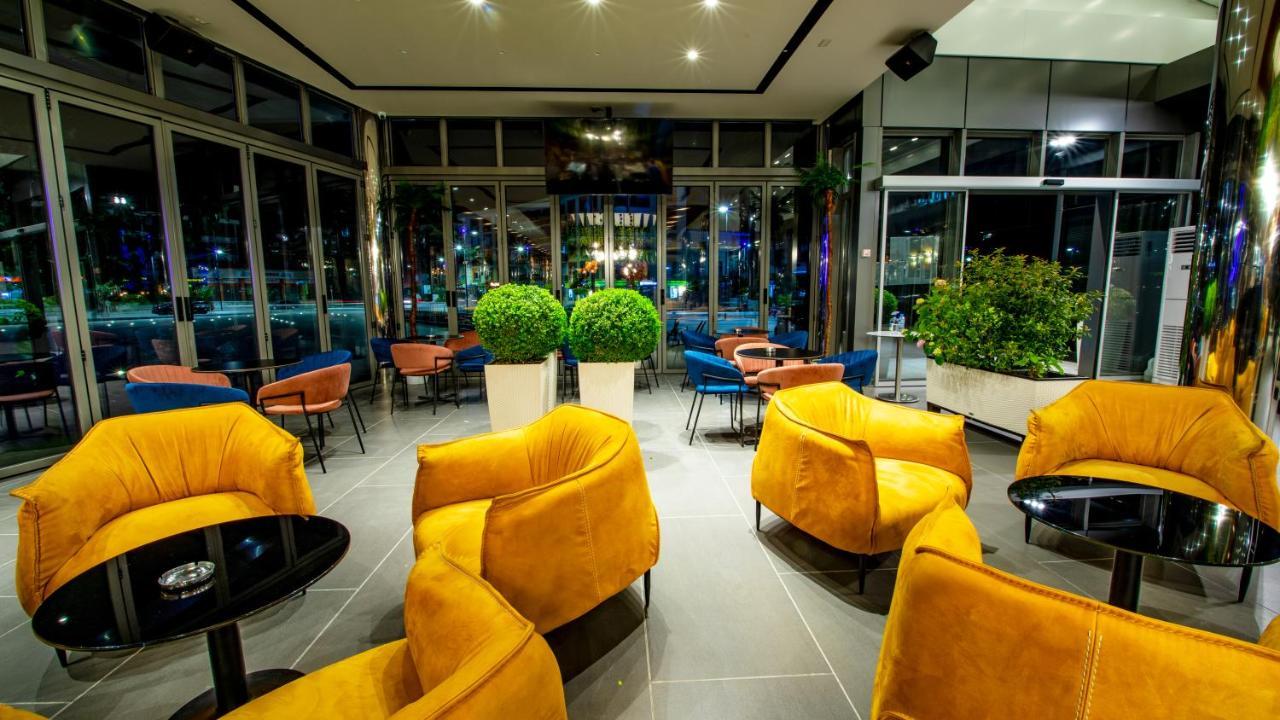 Hotel Fieri ภายนอก รูปภาพ