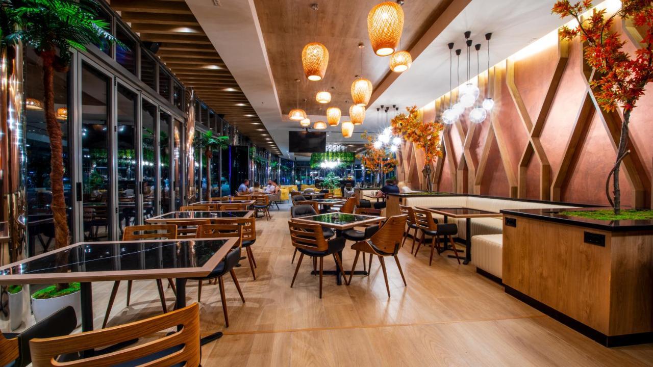 Hotel Fieri ภายนอก รูปภาพ